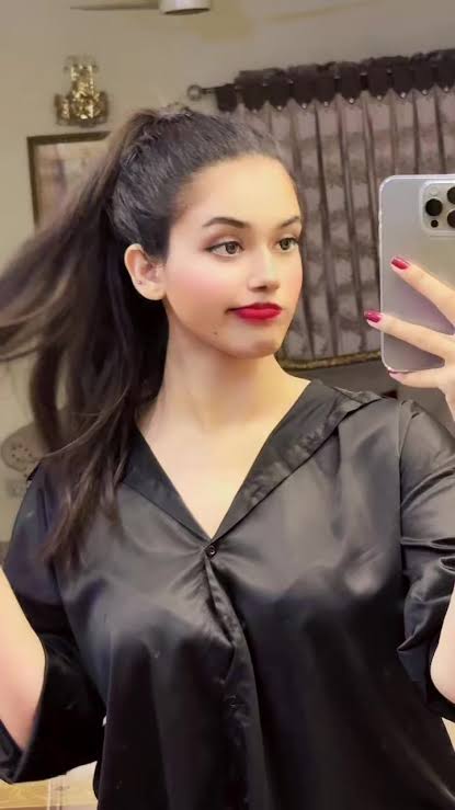 Actor Alina Amir Viral Video Clips Original Link , Tiktok Star Alina Amir Viral Video Download