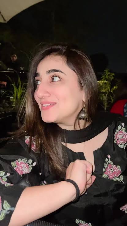 Nimra Mehra Viral Video Telegram Link , Singer Nimra Mehra Viral Video