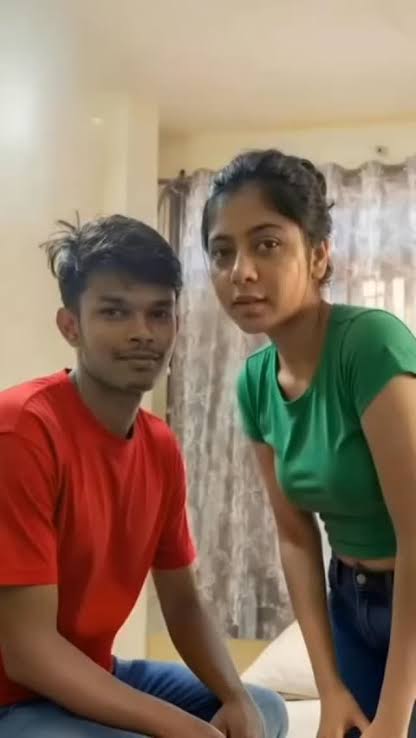 Viral Video 19 Minutes Link , Instagram Couple Viral Video Link