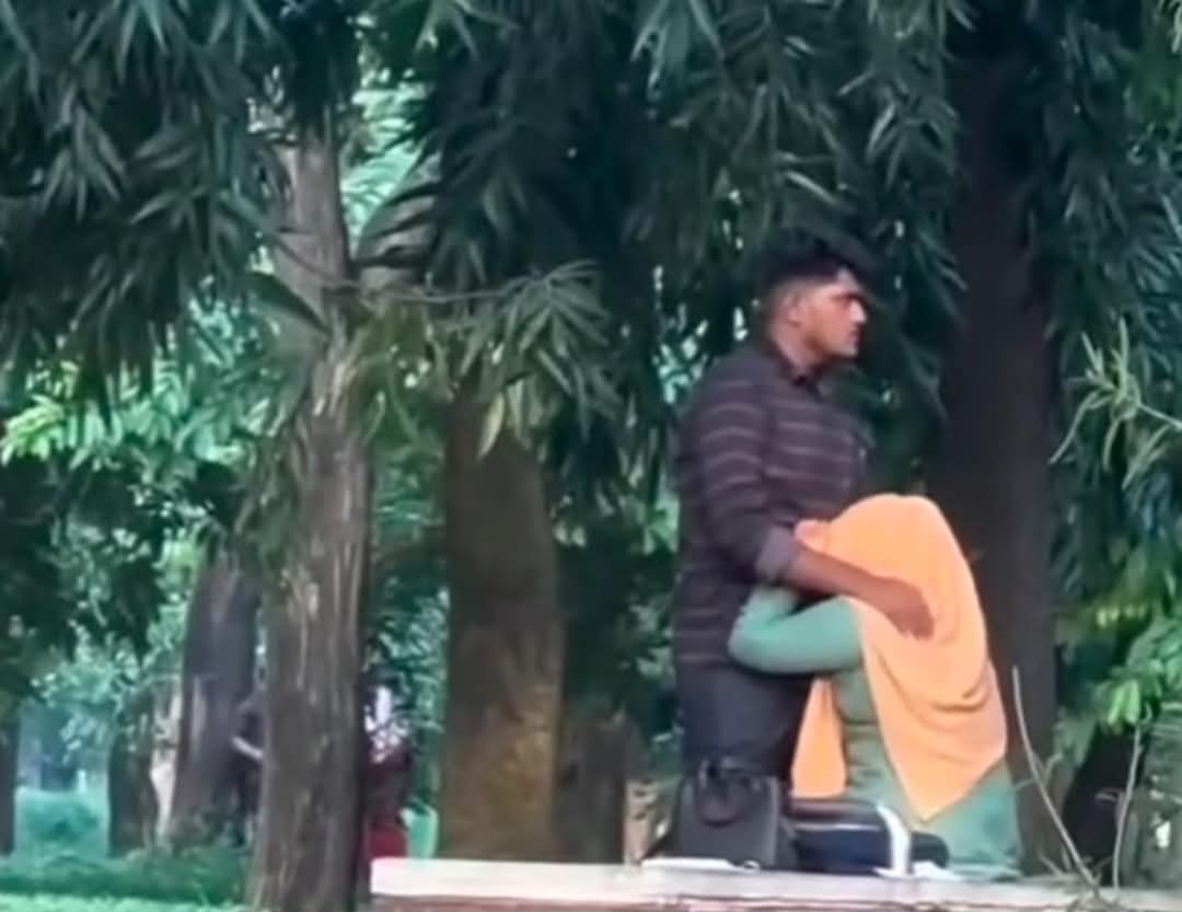 28 Minutes Viral Video Link , Bangladeshi Girl Park Viral Video Clips